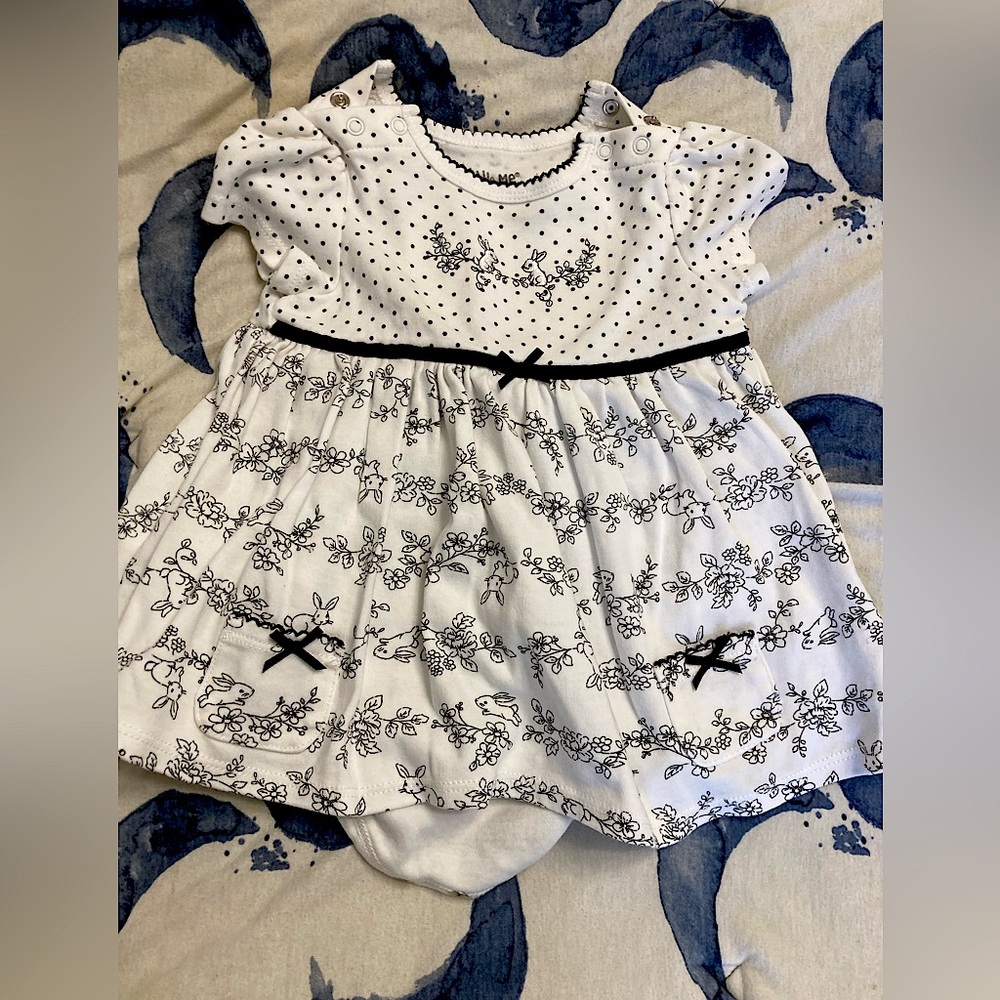 Adorable Easter or Passover dress for baby - Picture 1 of 4